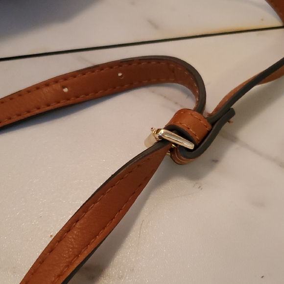 Tan and Brown Handbag,Yixingwj 16033 Zip Closure,front And Back Pockets Det Strp - Picture 3 of 9